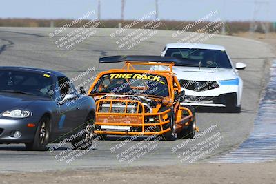 media/Nov-16-2024-CalClub SCCA (Sat) [[641f3b2761]]/Group 1/Race (Outside Grapevine)/